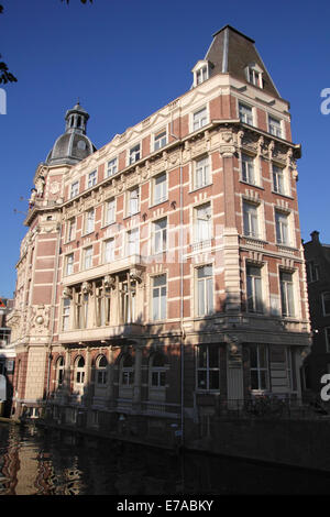 NH Doelen Hotel Amsterdam dans l'ancien district Holland Banque D'Images