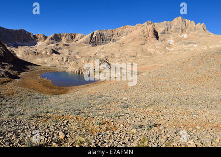 Plateau de Yedigöller avec Mt Kızılkaya, élevé ou Anti-Taurus Aladağlar, Montagnes Parc National, Turquie Banque D'Images