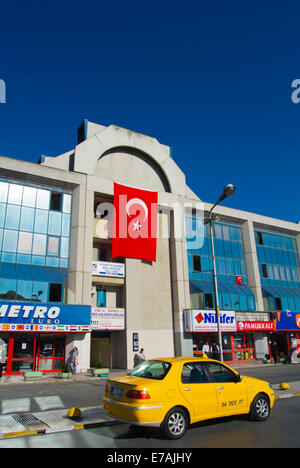 Le Büyük Otogar main long distance bus station, quartier de Bayrampasa, Istanbul, Turquie, Europe Banque D'Images