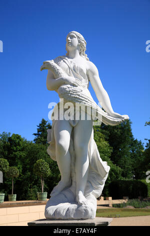 Statue à Rheinsberg, le parc du château de Rheinsberg, Brandenburg, Germany, Europe Banque D'Images