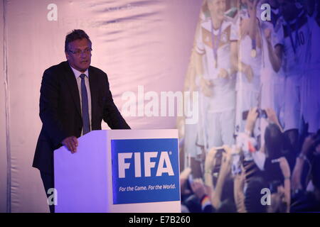 La ville de Panama, Panama. Sep 11, 2014. Le Secrétaire général de la FIFA, Jérôme Valcke, prononce une allocution lors de l'inauguration de la Conférence de la FIFA pour les entraîneurs nationaux et directeurs techniques de la Coupe du Monde Brésil 2014, à Panama City, capitale du Panama, le 11 septembre 2014. © Mauricio Valenzuela/Xinhua/Alamy Live News Banque D'Images