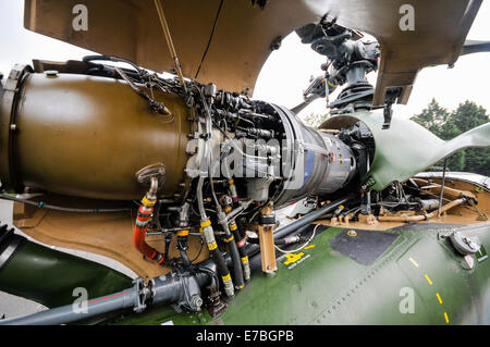 Moteur à turbine à gaz sur un hélicoptère militaire Gazelle Aerospaciale Banque D'Images