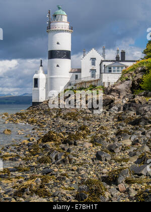 Un phare sur le Firth of Clyde, en Écosse Banque D'Images