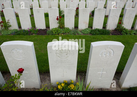 La Section des sépultures de guerre britannique de Dunkerque cimetière en France Banque D'Images