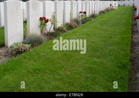 La Section des sépultures de guerre britannique de Dunkerque cimetière en France Banque D'Images