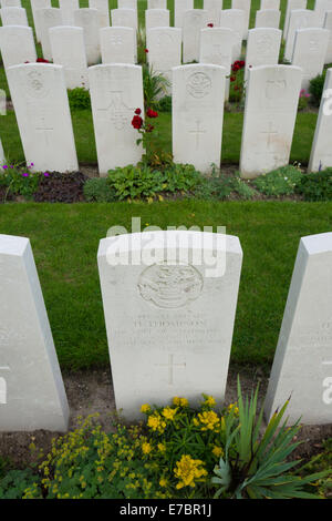 La Section des sépultures de guerre britannique de Dunkerque cimetière en France Banque D'Images