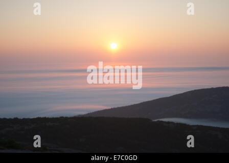 Aube sur Cadillac Mountain dans l'Acadia National Park, Maine, United States Banque D'Images