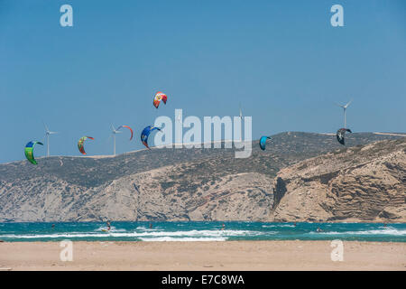 Kite Surf et planche à voile à Rhodes, Grèce Banque D'Images