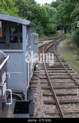 Northampton, Royaume-Uni. 13 sept., 2014. L'Ironstone Northants de fer. Hunsbury Hill Country Park l'Ironstone Northamptonshire confiance ferroviaire exploite un 1½ mille long héritage de la ligne de chemin de fer. La ligne est principalement dédié au fret, de travail avec de nombreuses courbes prononcées et les gradients élevés qui étaient caractéristiques du chemin de fer industriel. Hunsbury Hill Iron Ore Company a débuté en 1880 et a été l'un des premiers chemins de fer ferrugineux dans le pays. Credit : Keith J Smith./Alamy Live News Banque D'Images