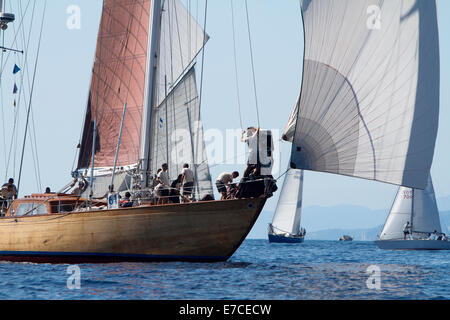 Imperia, Italie. 13 septembre 2014. Au cours des courses de yachts Vele d'Epoca classic yachts regatta, un millésime disponibles concours organisé tous les deux ans à Imperia, Italie. Banque D'Images