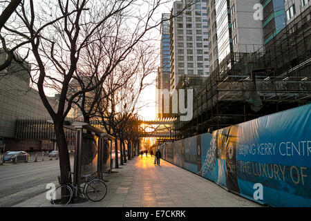 Le Crépuscule à CBD de Pékin Banque D'Images