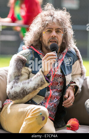 Chicago, Illinois, USA. 13 Sep, 2014. WAYNE COYNE musicien du groupe The Flaming Lips donne une interview 2014 Riot Fest festival de musique au Humboldt Park à Chicago, Illinois © Daniel DeSlover/ZUMA/Alamy Fil Live News Banque D'Images