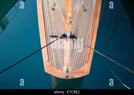 Imperia, Italie. 14 septembre 2014. Détail d'un vintage yacht deck participant à Vele d'Epoca classic yachts regatta. Banque D'Images