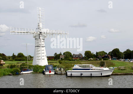 Dyke Thurne Moulin de drainage, rivière Thurne, Norfolk Broads Banque D'Images