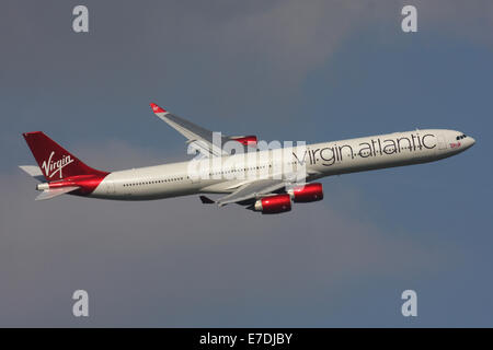 Airbus A340 de Virgin Atlantic 600 Banque D'Images