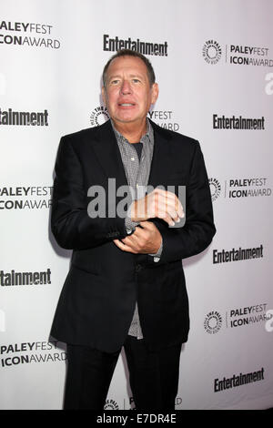 PaleyFEST Icon Award pour l'excellence de l'OHI Judd Apatow à la télévision mettant en vedette : Garry Shandling Où : Los Angeles, California, United States Quand : 10 Mars 2014 Banque D'Images