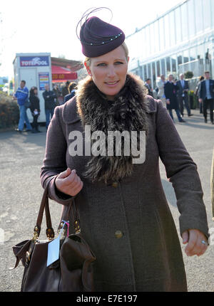 Le Cheltenham Festival - Jour 2 mettant en vedette : Zara Phillips Où : Cheltenham, Royaume-Uni Quand : 11 Mars 2014 Banque D'Images