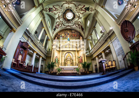 Vue de l'Autel au fisheye Cathédrale St Louis dans le quartier français de la Nouvelle Orléans LA USA Banque D'Images