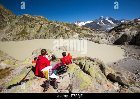 Lac Blanc sur l'aiguille rouge au-dessus de Chamonix, France. Banque D'Images