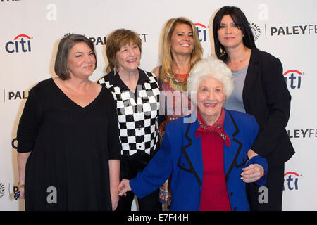 Los Angeles, Californie, USA. 15 Sep, 2014. Mindy Cohn, Geri Jewell, Charlotte Rae, Lisa Whelchel, Nancy McKeon assister à Paley Automne Flashback : ''Les faits de la vie'' 35e anniversaire le 15 septembre 2014 au Paley Center for Media à Beverly Hills.Californie Crédit : TLeopold/Globe Photos/ZUMA/Alamy Fil Live News Banque D'Images