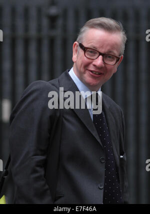 Londres, Royaume-Uni, 16 Septembre 2014 : Michael Gove vu à Downing Street à Londres Banque D'Images