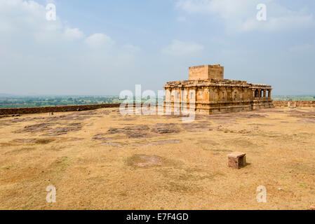 Meguti le Temple, un temple hindou, Aihole, Karnataka, Inde Banque D'Images