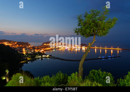 Ville portuaire de Amasra, Bartın Province, Mer Noire, Mer Noire, Turquie Banque D'Images