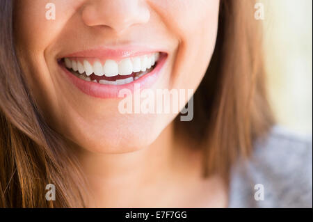 Close up of woman's smile Banque D'Images