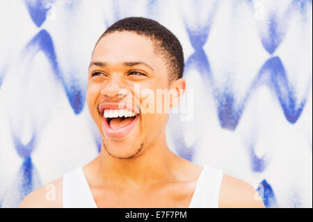 Close up of African American man smiling Banque D'Images