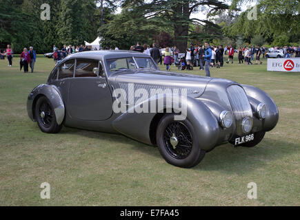 Un concours 1939 Bentley 4 1/4 litre Overdrive à un pays de l'Ouest car show, au Royaume-Uni. Banque D'Images