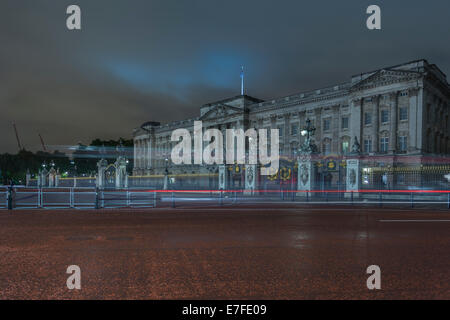 Buckingham Palace la nuit, Westminster, Londres, Angleterre, Royaume-Uni Banque D'Images