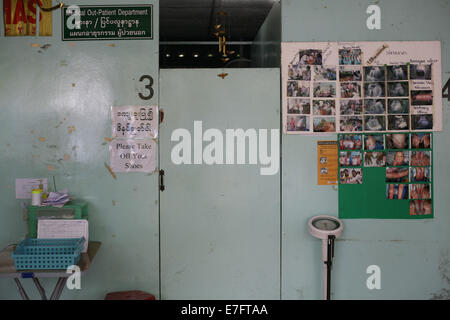 16 septembre 2014 - Mae Sot, Thaïlande - la clinique Mae Tao dans l'bordertown Mae Sot en Thaïlande où les gens des tribus des collines de Myanmar voisins peuvent obtenir toutes sortes de traitements médicaux gratuits. (Crédit Image : © Rohan Radheya/Zuma sur le fil) Banque D'Images