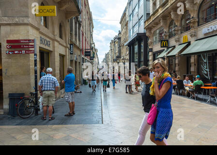 Bordeaux, France, scènes de rue, les gens Shopping, Centre de la ville, à la zone piétonne Banque D'Images