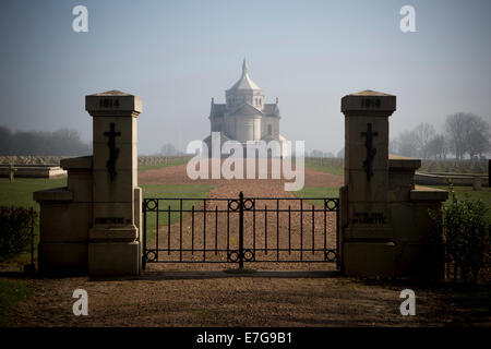 La Necropole, National Notre-Dame de Lorette. Ablain saint-Nazaire Cimetière militaire français. Banque D'Images