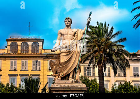 Europe, France, Corse, Haute-Corse. Bastia. Statue de Napoléon sur la Place Saint-Nicolas. Banque D'Images