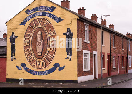 Murales loyalistes à Shankill Road à Belfast, 12.8.2014 Banque D'Images