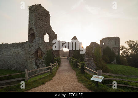 Le château de Pevensey, East Sussex, England, UK Banque D'Images