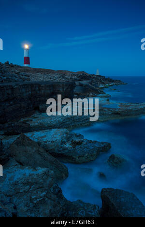 Plus de crépuscule Portland Bill Lighthouse, Portland, Dorset, Angleterre Banque D'Images