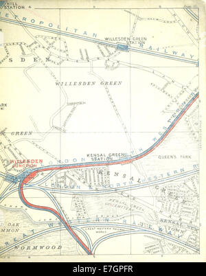 Cette carte de la publication de 1888 'DISTRICT' montre une section détaillée de Londres, étiquetée comme carrelage A2, offrant un aperçu de l'urbanisme et des quartiers de la ville à la fin du XIXe siècle. Banque D'Images
