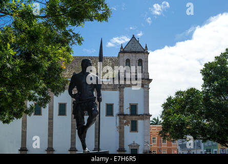Brésil, Salvador, Praça da Sé, statue d'un chef d'rivolutionary Zumbi Banque D'Images