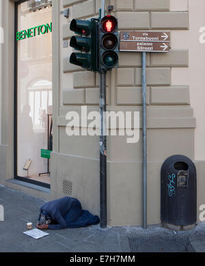 Un mendiant à Florence Italie Banque D'Images