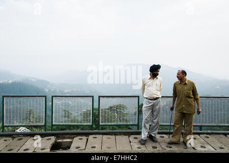 Vue générale de la station de colline ville de Shimla en Inde Banque D'Images