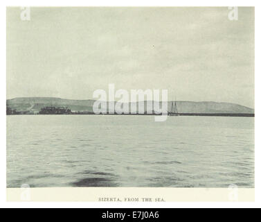 Cette entrée de 1895 de l'œuvre de Lambart offre une vue de Bizerta, Tunisie, vue de la mer, avec des illustrations et des photographies de la région côtière. Banque D'Images