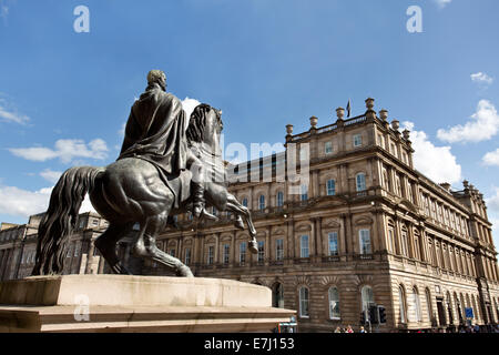 La Statue du duc de Wellington dans Princes Street, Édimbourg, Écosse. Banque D'Images