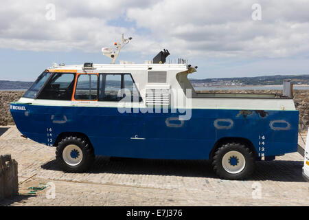 Véhicule amphibie à St Michael's Mount Banque D'Images