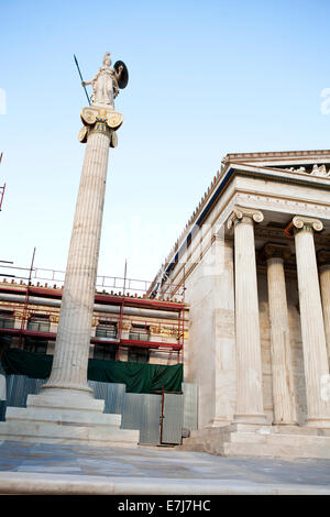 Statue d'Athena minerva,statue, à l'académie d'Athènes Banque D'Images