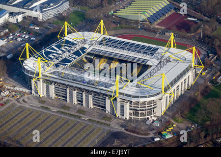 Vue aérienne, Signal Iduna Park, stade de football, Dortmund, Ruhr, Rhénanie du Nord-Westphalie, Allemagne Banque D'Images