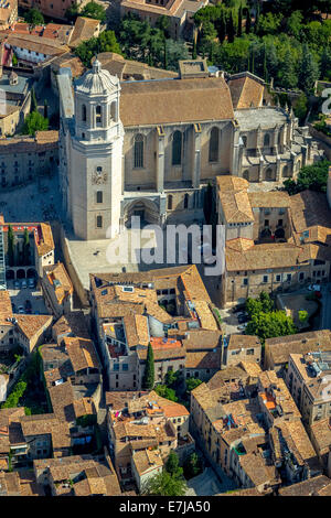 Vue aérienne, la cathédrale de Gérone, vieille ville, Gérone, Catalogne, Espagne Banque D'Images