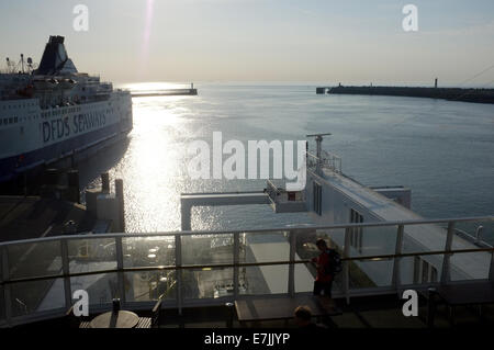 DFDS Seaways ferry transmanche Calais Seaways au port à Calais, France Banque D'Images