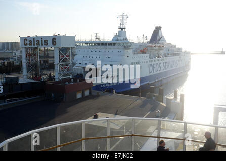 DFDS Seaways ferry transmanche Calais Seaways au port à Calais, France Banque D'Images